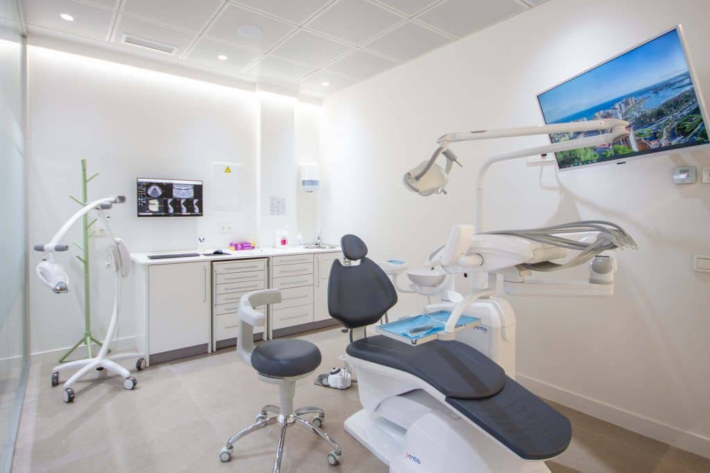 How long do the results of whitening last?